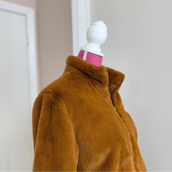 Cynthia Rowley Tan Teddy Jacket - Picture 6 of 11